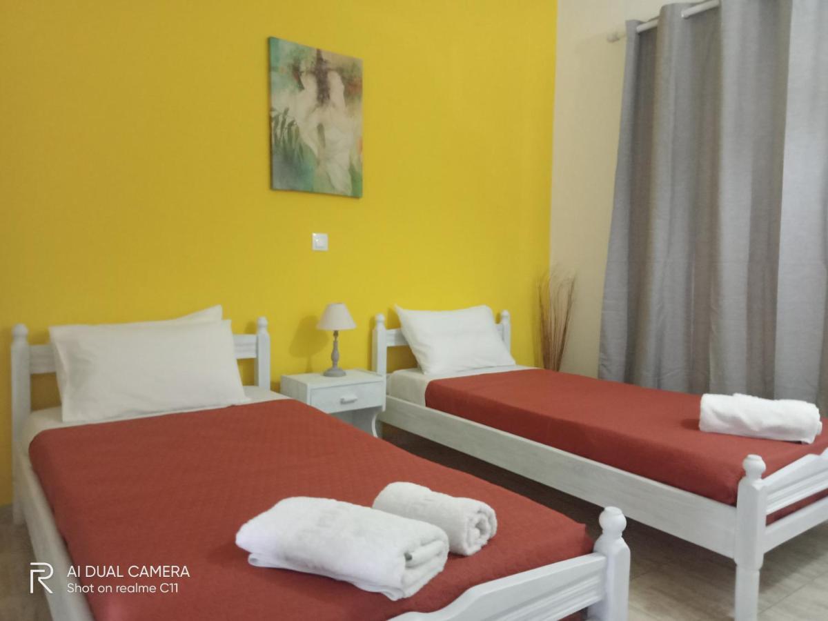 Dimitris Apartments Messongi 메손기 외부 사진